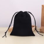 Short Plush drawstring pouch bag - 图片 2